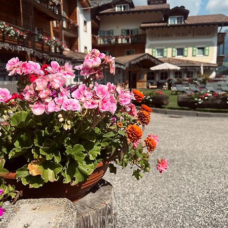 Hotel Valacia Pozza di Fassa Extérieur photo